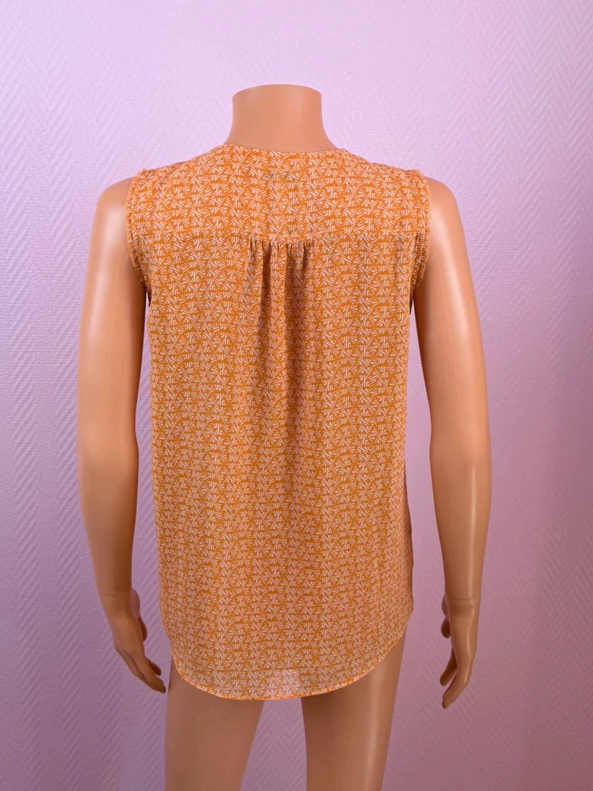 Camiseta feminina elora tamanho 34 limpa pouco usada – photo 5